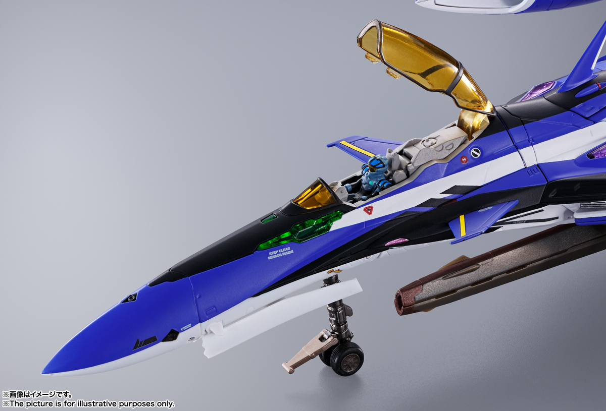 DX超合金 YF-29デュランダルバルキリー（マクシミリアン・ジーナス機