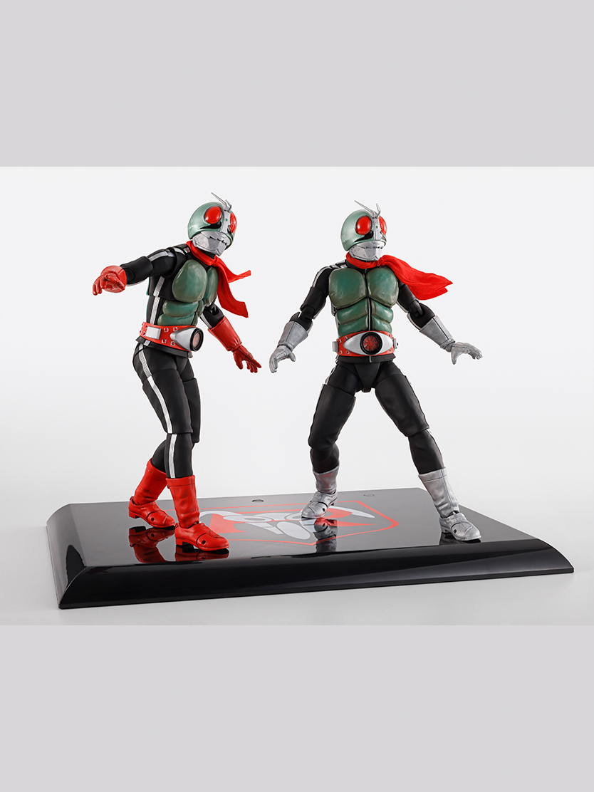仮面ライダー フィギュア S.H.Figuarts（真骨彫製法） 仮面ライダー新1号 栄光の昭和ライダーエディション（初回限定台座付属）