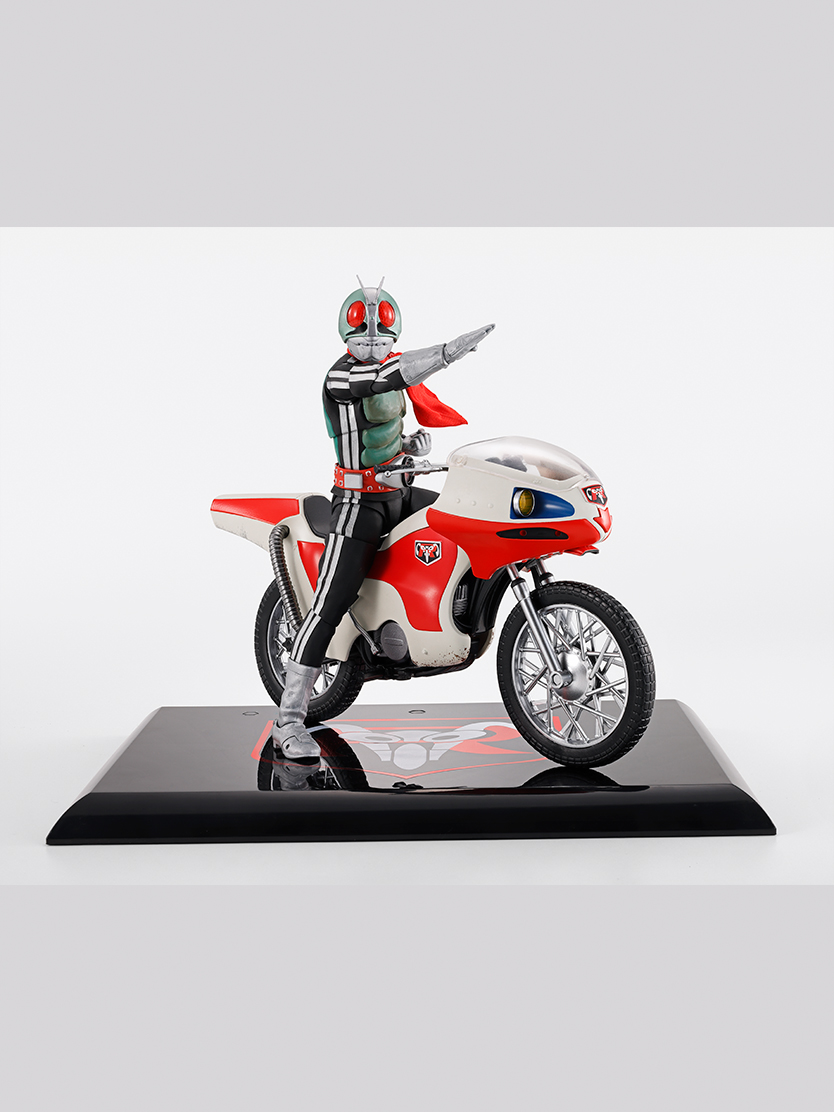 仮面ライダー フィギュア S.H.Figuarts（真骨彫製法） 仮面ライダー新1号 栄光の昭和ライダーエディション（初回限定台座付属）