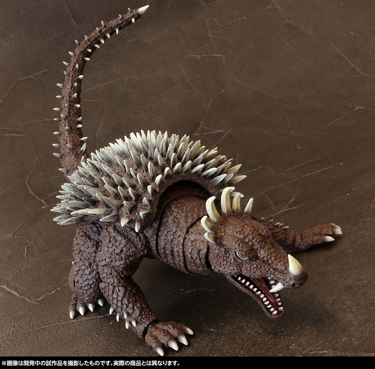 地球を守る正義の味方！怪獣王の相棒「S.H.MonsterArts アンギラス (1972)」撮り下ろしご紹介